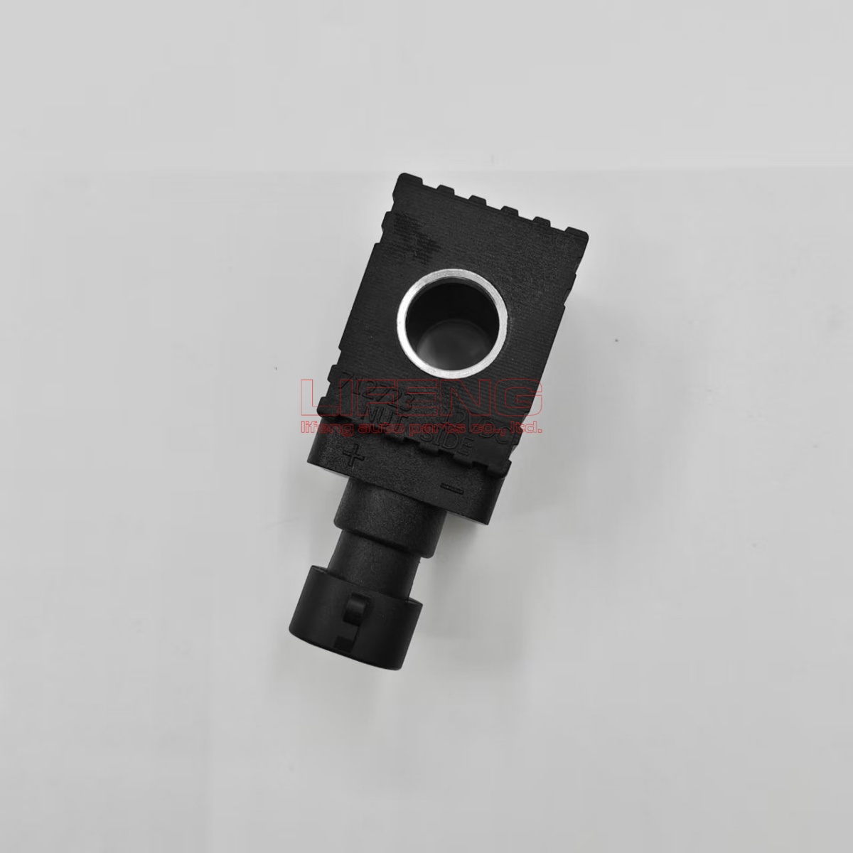 RE50782-solenoid-coil